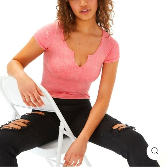 Aeropostale washed pointelle notch neck Cropped top - Picture 1 of 7